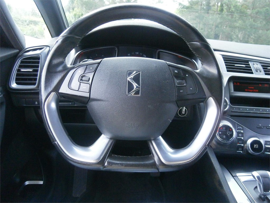 Foto 15 CITROËN DS5 1.6 e-HDI DESIGN