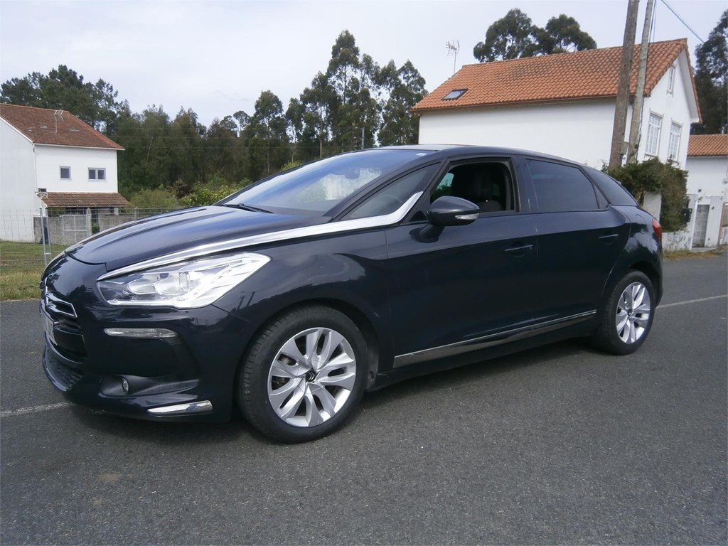 Foto 16 CITROËN DS5 1.6 e-HDI DESIGN