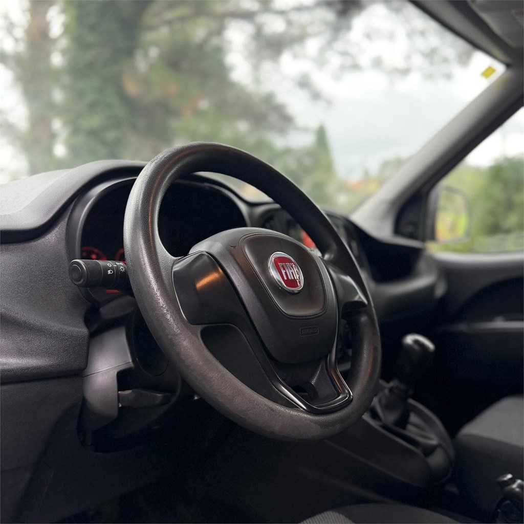 Foto 15 Fiat Doblo 2019