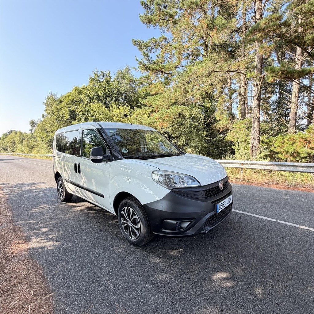 Foto 2 FIAT DOBLO CAMPER