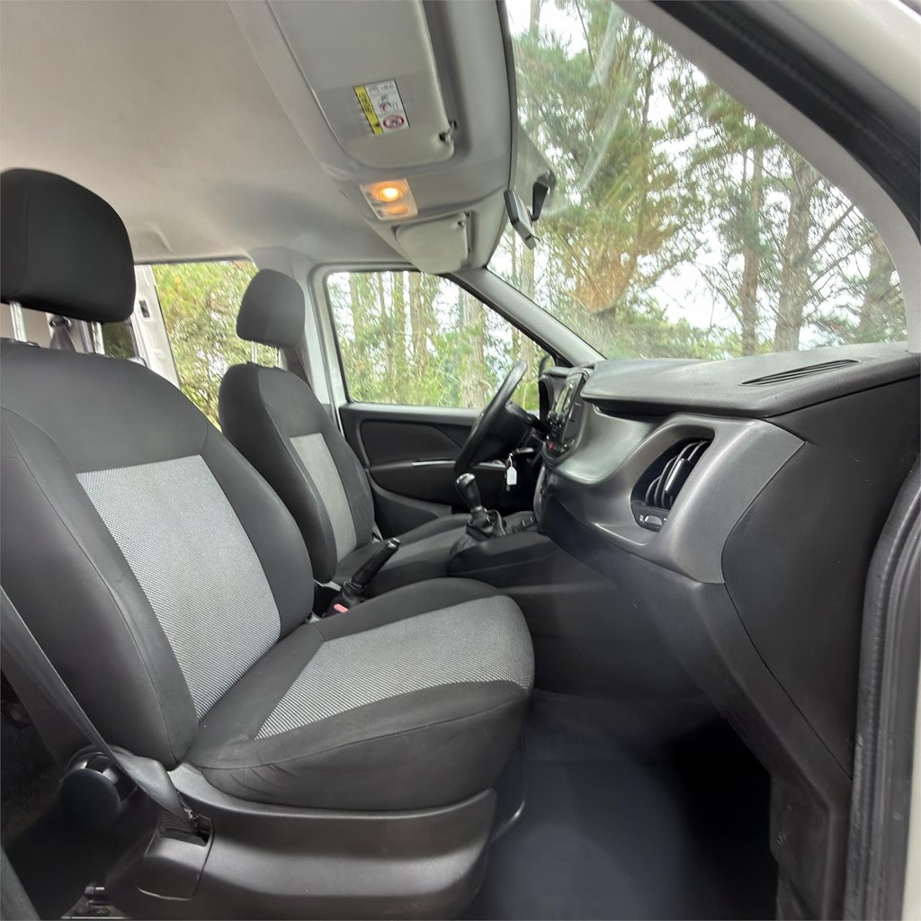 Foto 5 FIAT DOBLO CAMPER