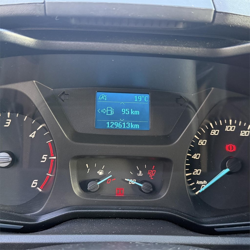 Foto 9 Ford Transit 2.0 L2 Tourneo Titanium