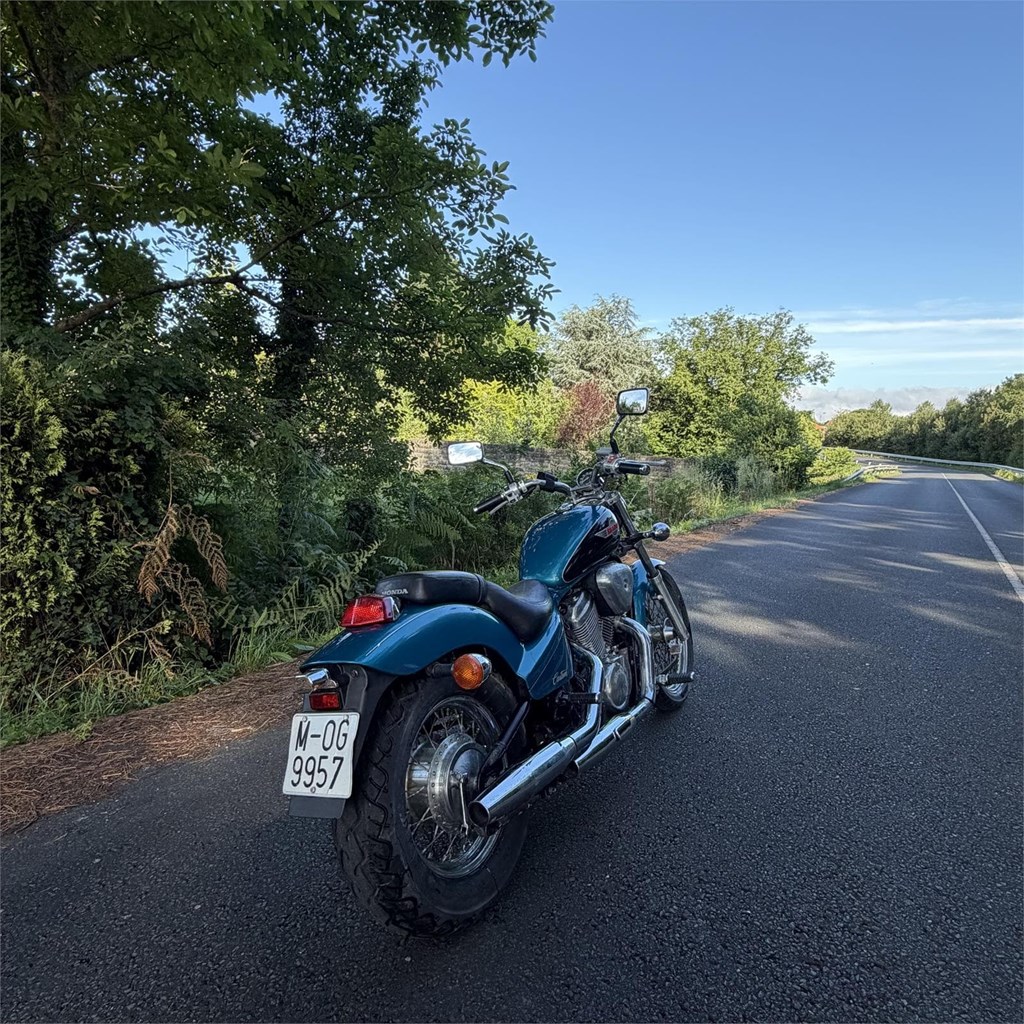 Foto 4 Honda Shadow 600