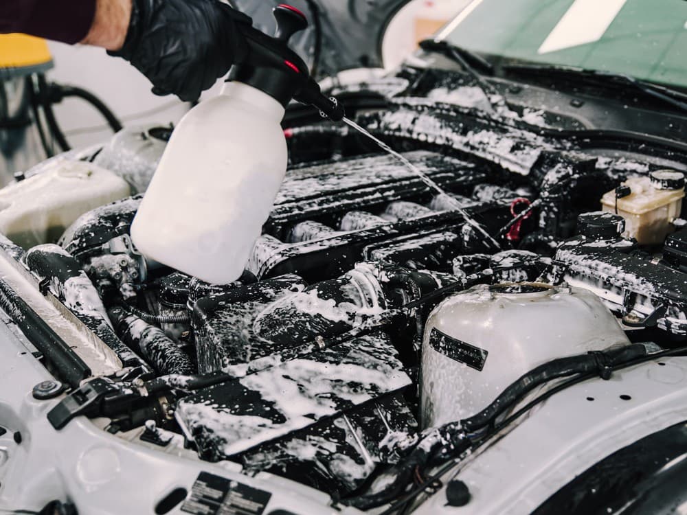 Mantenimiento coche en Mugardos