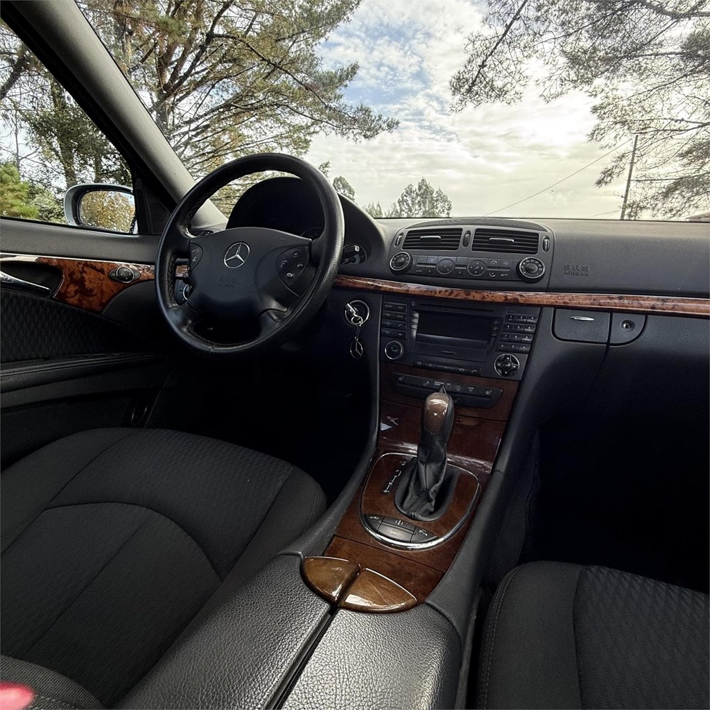 Foto 7 Mercedes-Benz E-Klasse E 220 CDI Elegance 