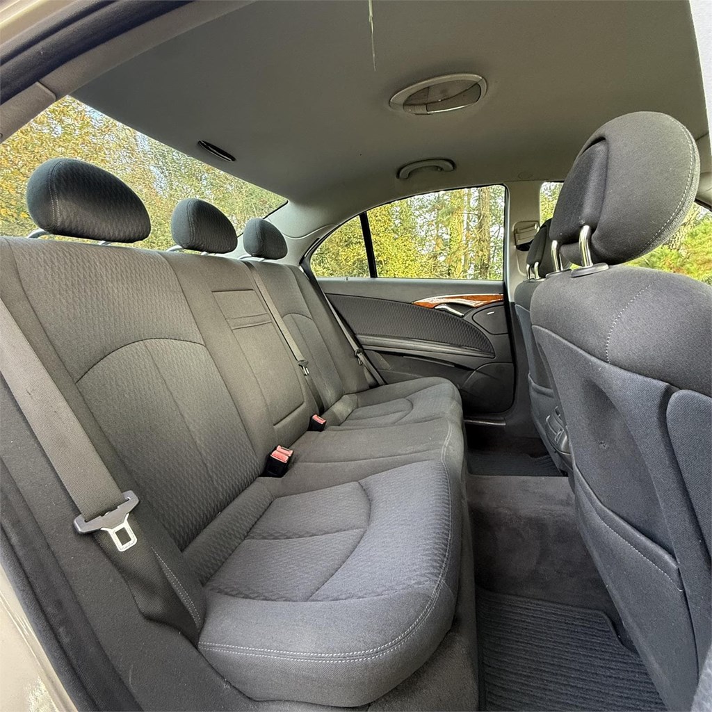 Foto 9 Mercedes-Benz E-Klasse E 220 CDI Elegance 