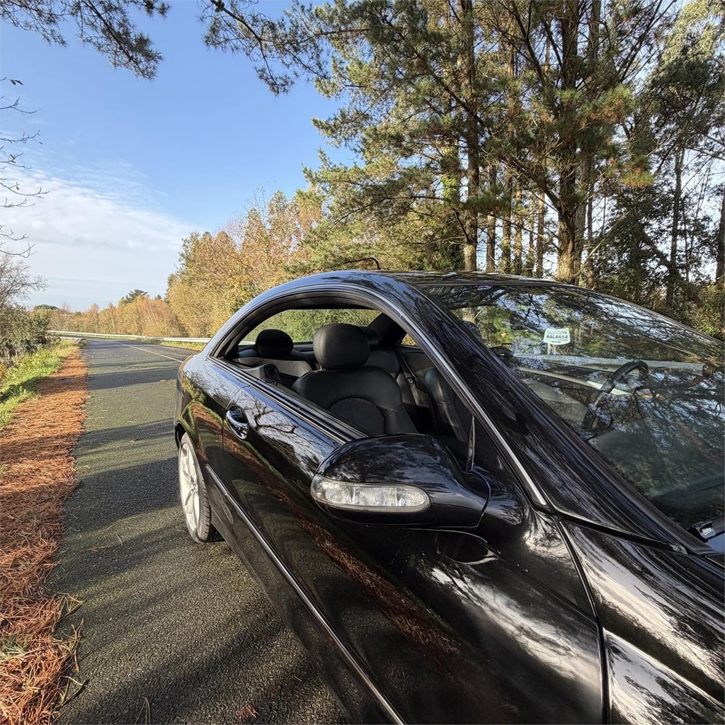 Foto 11 Mercedes CLK 220 CDI