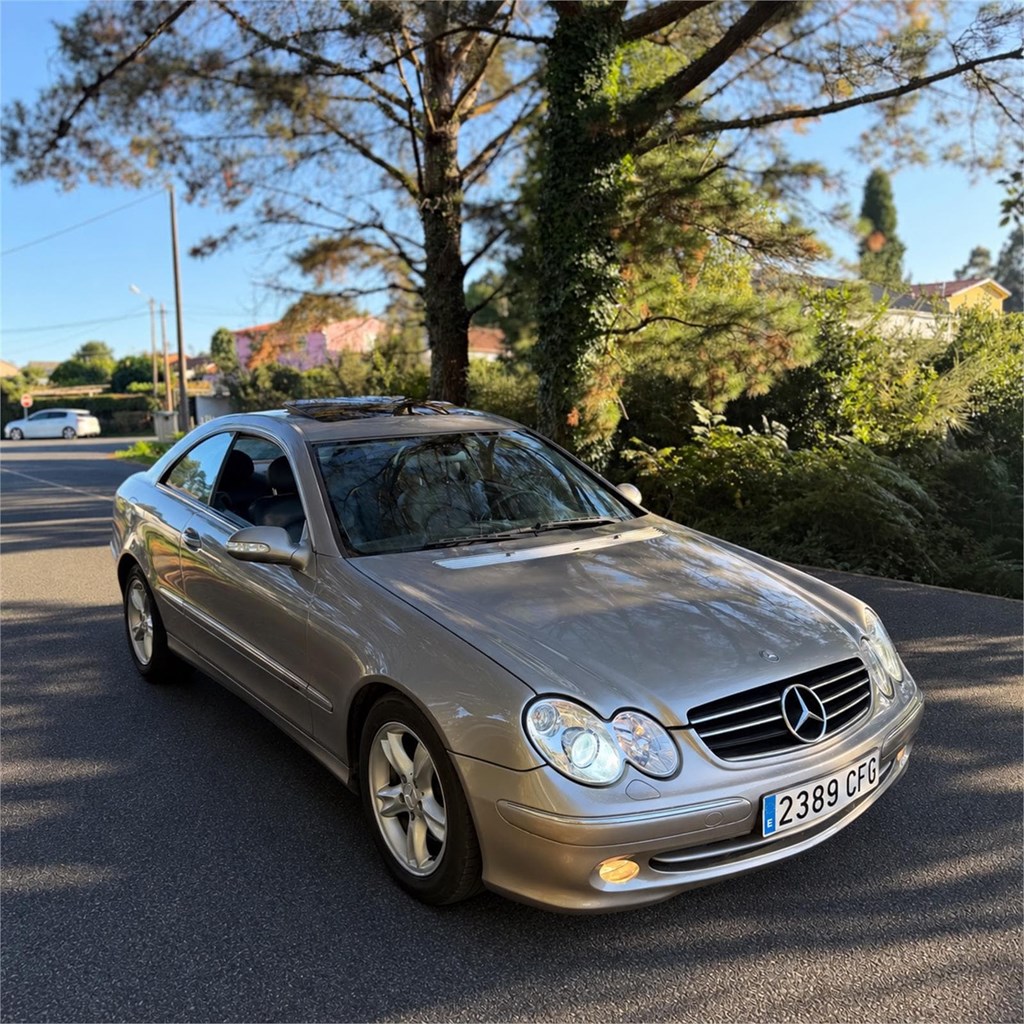 Foto 2 Mercedes CLK 270 CDI Avantgarde
