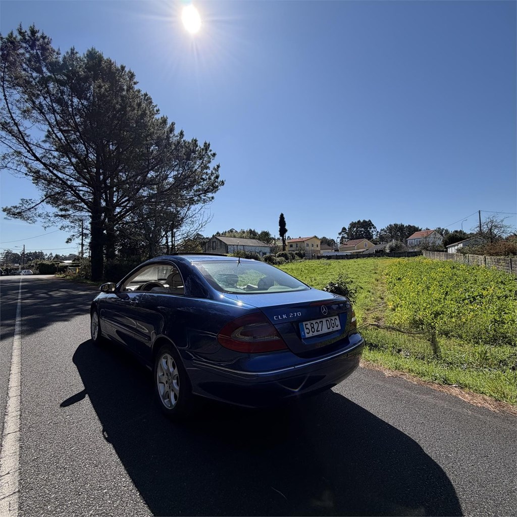 Foto 4 Mercedes CLK 270 Elegance