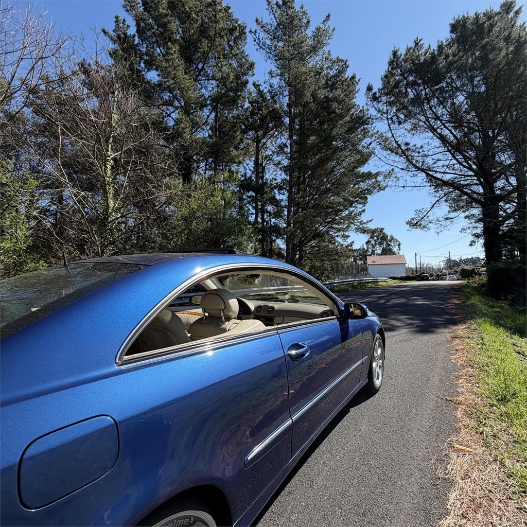 Foto 6 Mercedes CLK 270 Elegance