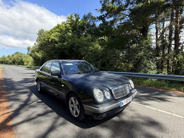 Mercedes E 290 Turbodiesel  Classic