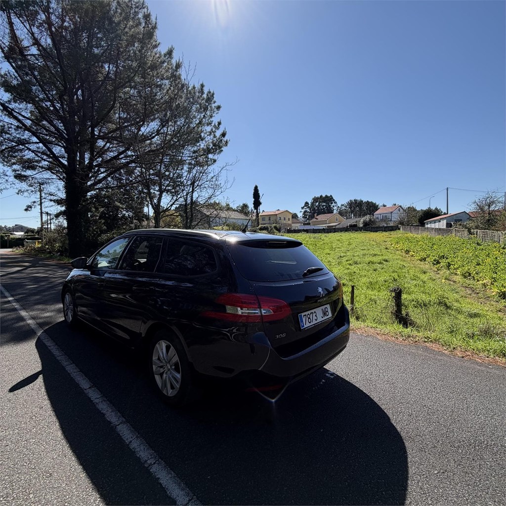 Foto 4 Peugeot 308 1.6 Blue-Hdi Style