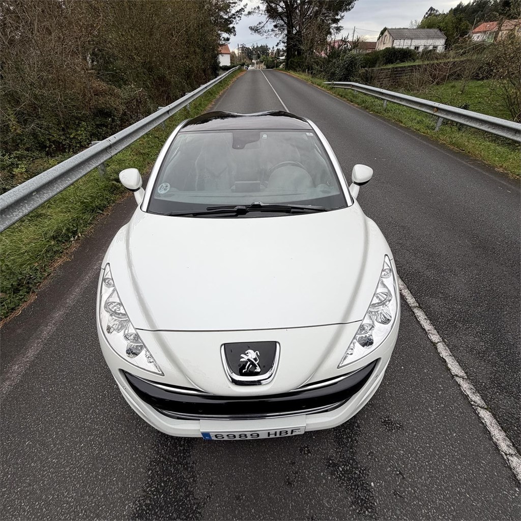 Foto 3 PEUGEOT RCZ 2.0HDI BASIS