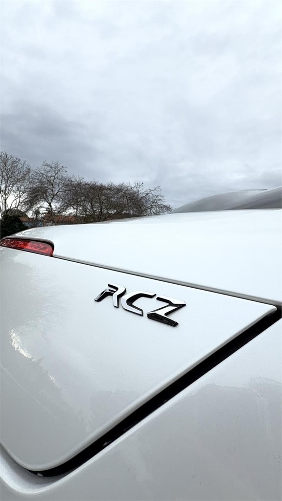 Foto 7 PEUGEOT RCZ 2.0HDI BASIS