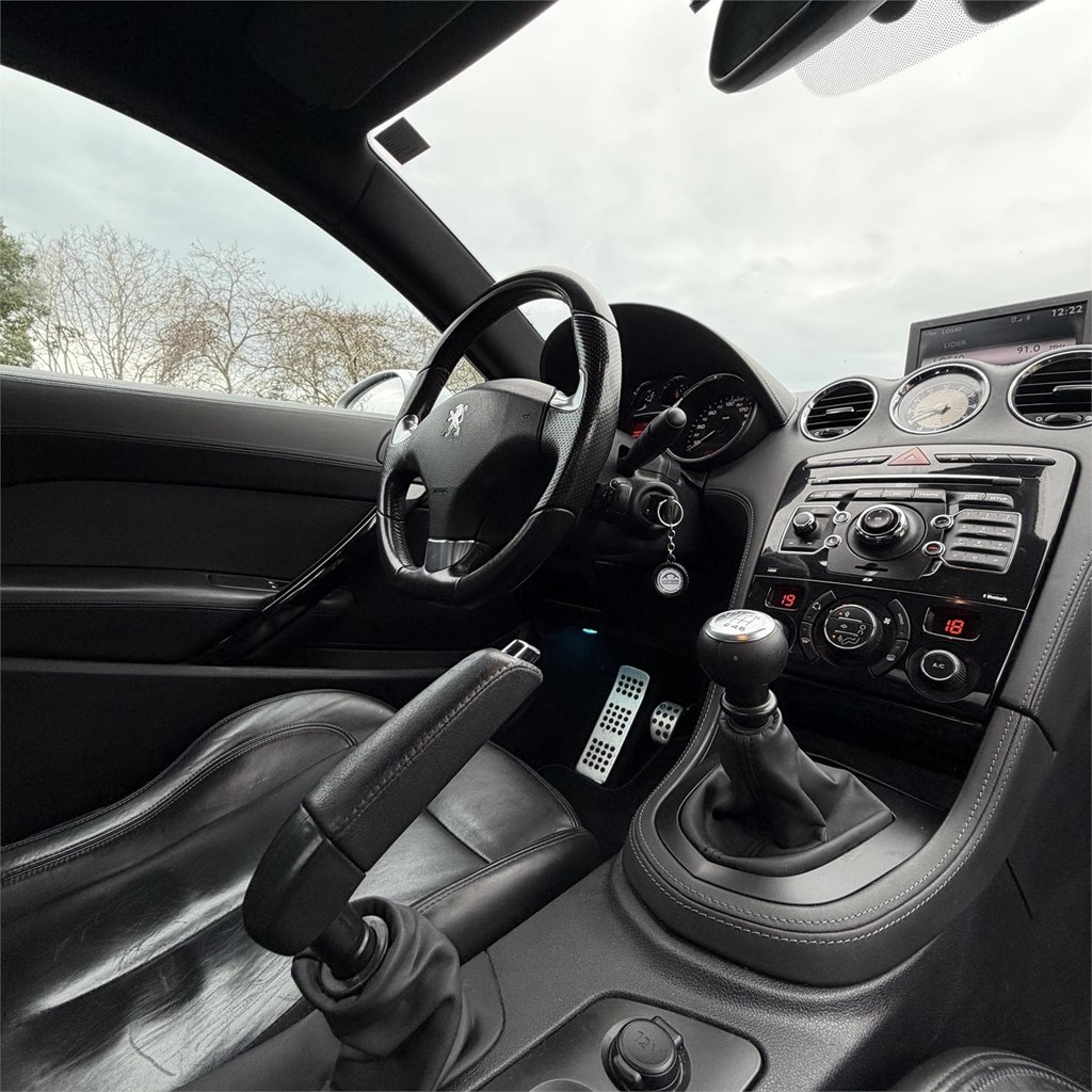 Foto 9 PEUGEOT RCZ 2.0HDI BASIS