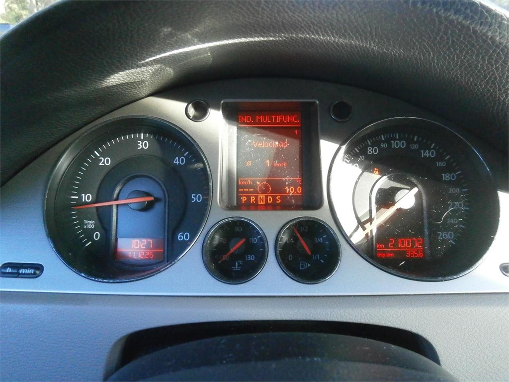 Foto 7 VOLKSWAGEN PASSAT 2.0 TDI ADVANCE